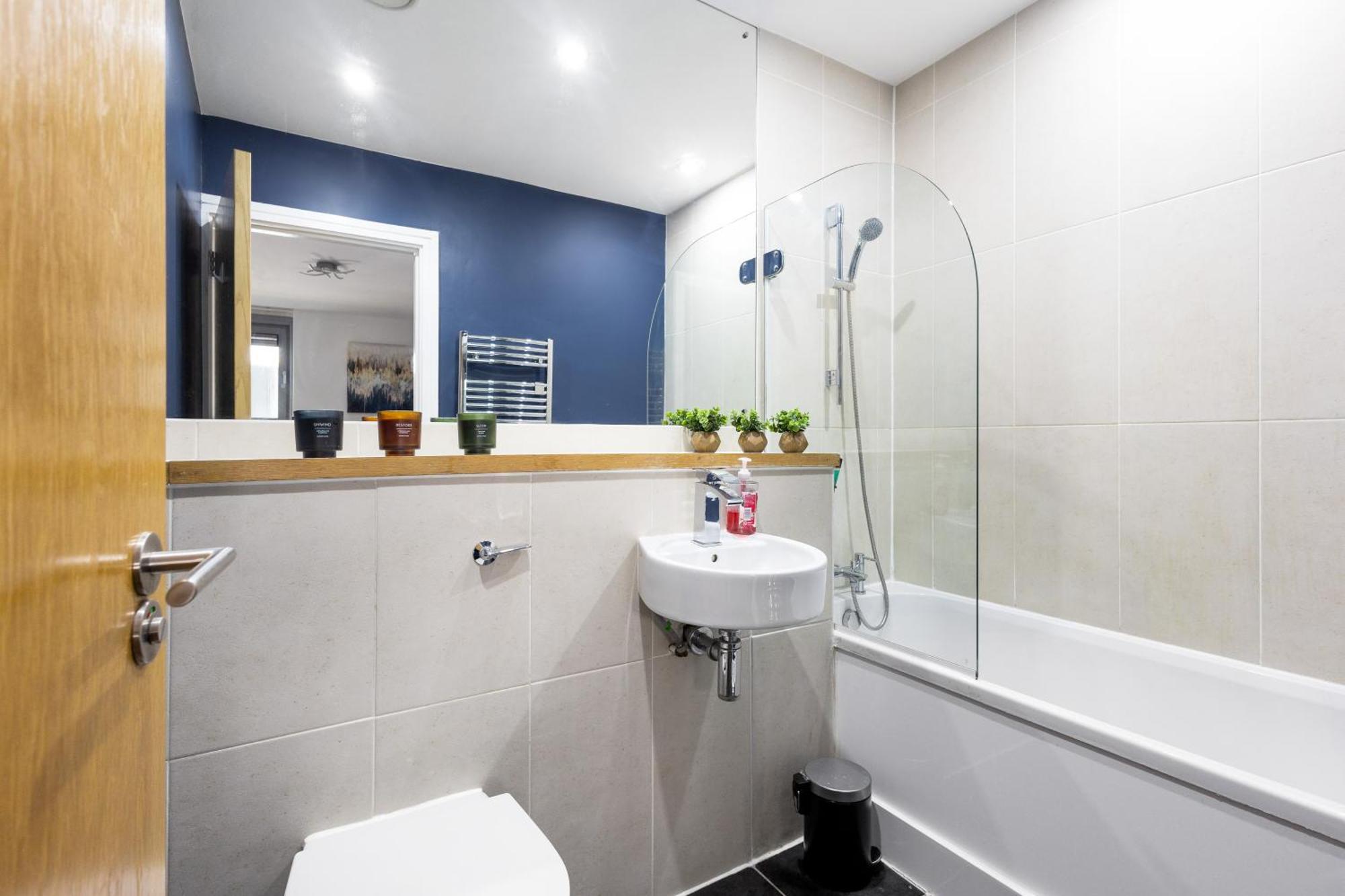 Bullring Lux Suite, New Street Free Netflix - Free Secure Parking- Sleeps 6 Бірмінгем Екстер'єр фото